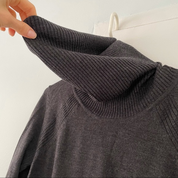 LULULEMON Sweat And Savasana Sweater Heather Grey8 - Picture 10 of 14